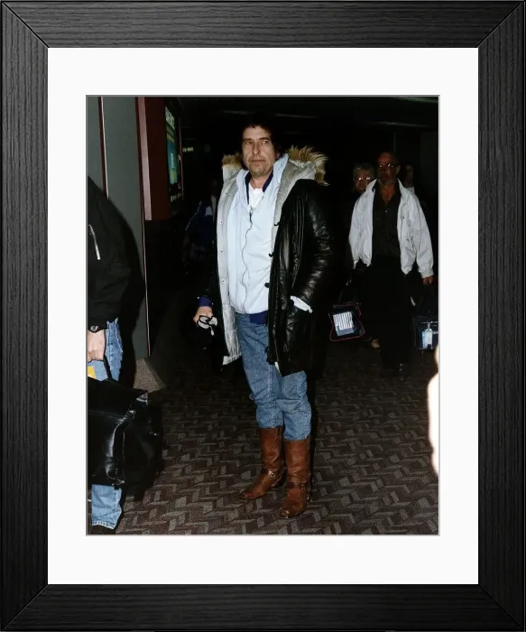 Framed Print : Bob Dylan Pop Singer at Heathrow Airport Framed Print : Bob Dylan Pop Singer at Heathrow Airport