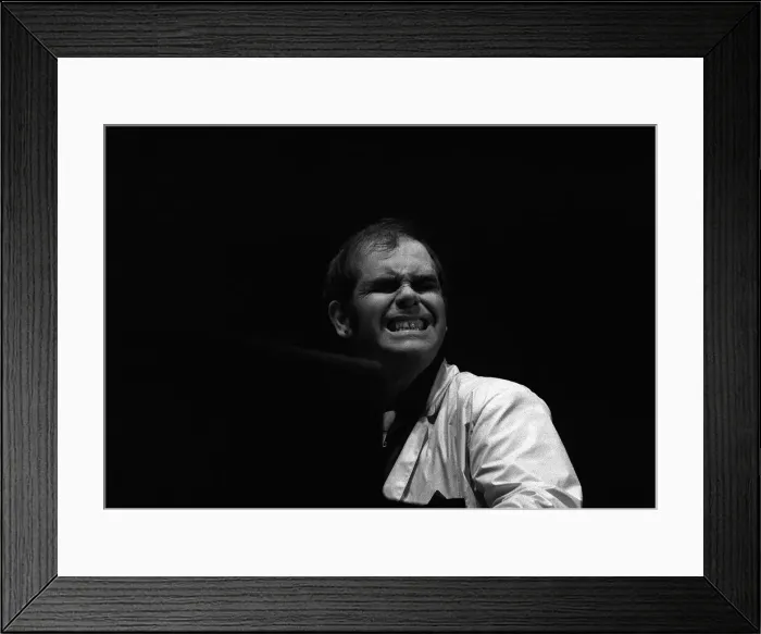 Framed Print : Rock superstar Sir Elton John in concert at the Palladium Theatre, Greenwich Village Framed Print : Rock superstar Sir Elton John in concert at the Palladium Theatre, Greenwich Village