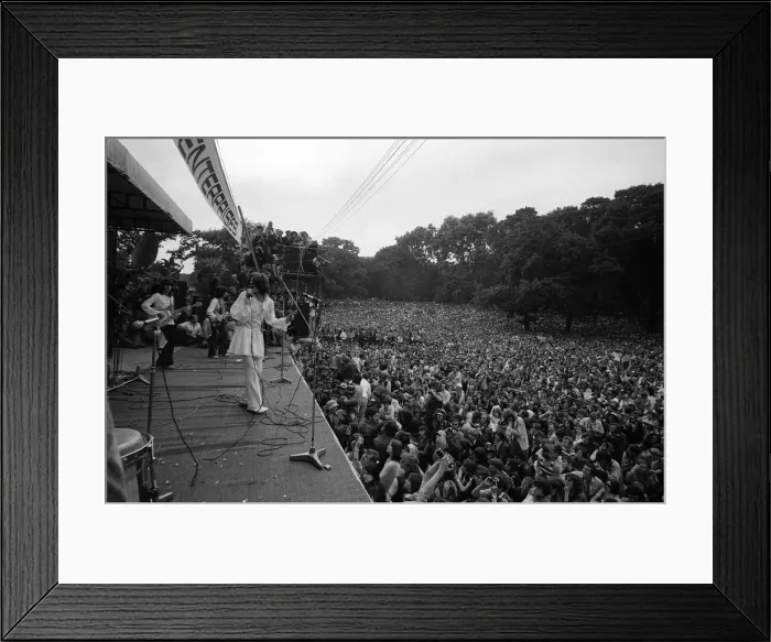 Framed Print : The Rolling Stones on stage at their free concert in London Framed Print : The Rolling Stones on stage at their free concert in London