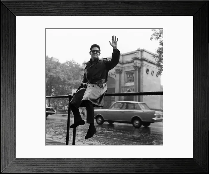 Framed Print : American singer Roy Orbison in London October 1964 where he has signed a TV Framed Print : American singer Roy Orbison in London October 1964 where he has signed a TV