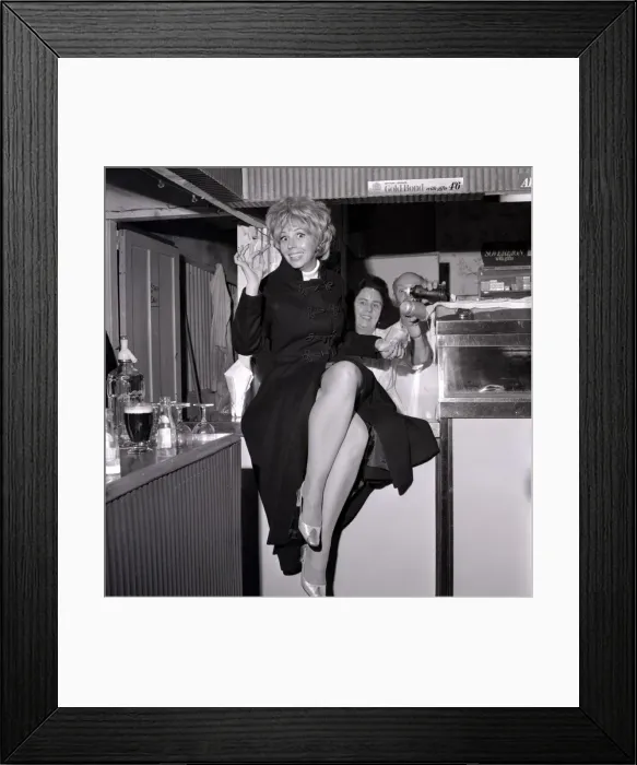 Framed Print : Marion Montgomery Jazz Singer November 1969 star of Anything Goes Framed Print : Marion Montgomery Jazz Singer November 1969 star of Anything Goes