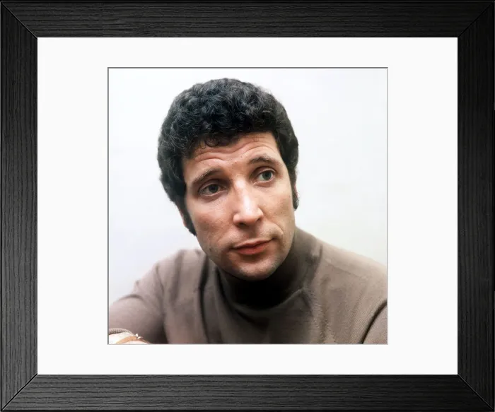 Framed Print : Tom Jones Singer Framed Print : Tom Jones Singer