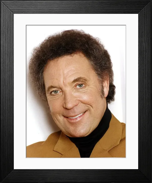 Framed Print : Tom Jones British singer. Pictured during rehearsals for his Channel 4 show Framed Print : Tom Jones British singer. Pictured during rehearsals for his Channel 4 show