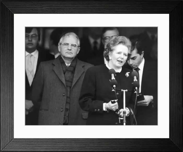Framed Print : Prime Minister Margaret Thatcher meets Soviet leader President Mikhail Gorbachev at RAF
