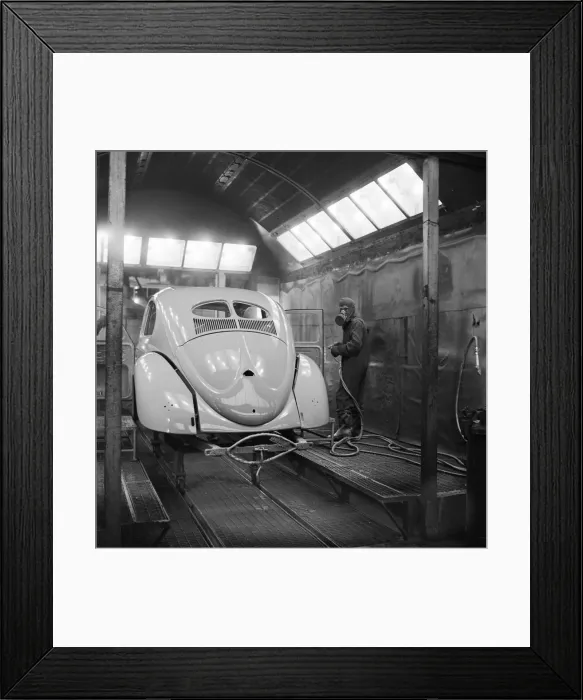 Framed Print : The paint shop at the Volswagen factory at Wolfsburg, Germany. December 10th 1952 Framed Print : The paint shop at the Volswagen factory at Wolfsburg, Germany. December 10th 1952
