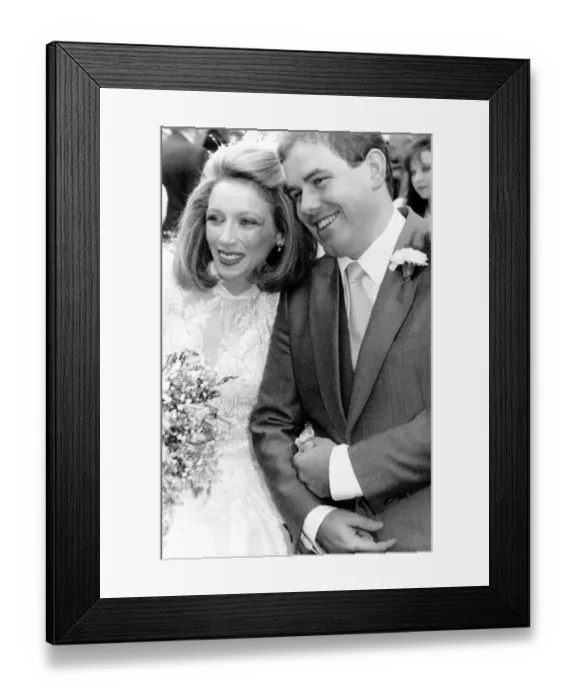 Framed Print : Lena Zavaroni Pop Singer after her wedding to Peter wiltshire msi Framed Print : Lena Zavaroni Pop Singer after her wedding to Peter wiltshire msi