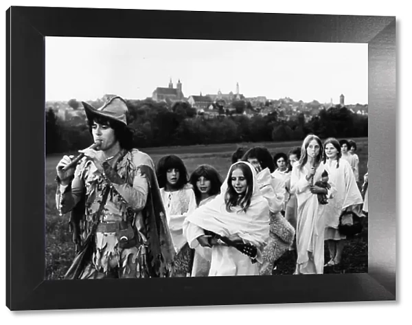 Donovan Scottish pop singer folk hippie 1971 as Pied Piper of Hamelin