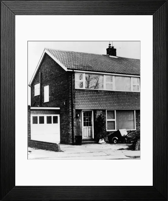 Framed Print : Sting singer with pop group Police aka Gordon Sumner 1985 Stings second home in Framed Print : Sting singer with pop group Police aka Gordon Sumner 1985 Stings second home in