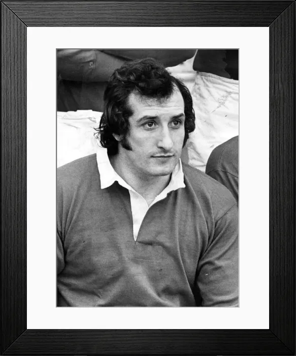 Framed Print : Rugby - Gareth Edwards - Cardiff RFC and Wales - March 1975 Framed Print : Rugby - Gareth Edwards - Cardiff RFC and Wales - March 1975
