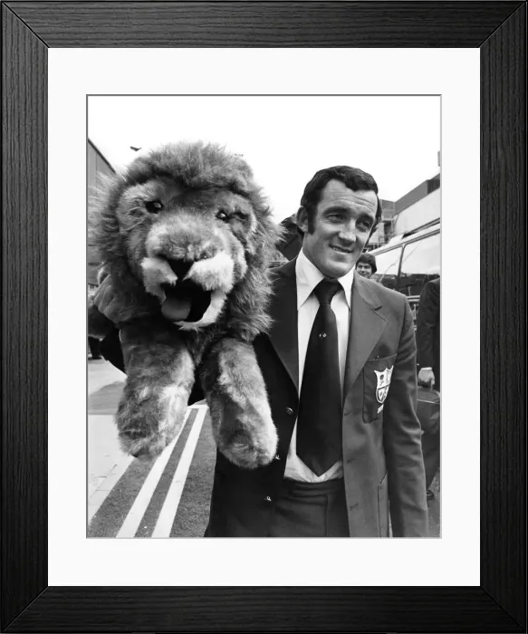Framed Print : Rugby - British Lions Tour New Zealand 1977 - Phil Bennett