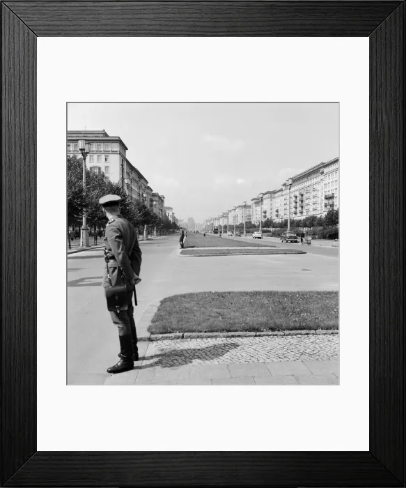 Framed Print : East Berlin scenes 18th August 1961