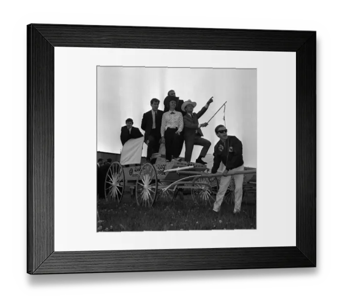 Framed Print : Gerry marsden with the Pacemakers Karl Denver and cow girl Jan Bishop at Variety club