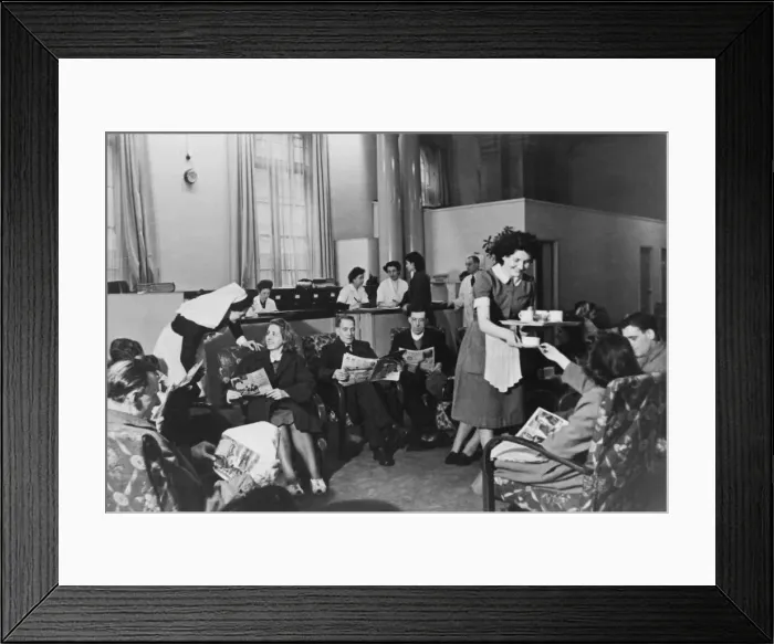 Framed Print : The National Hospital, London refurnished the out-patients