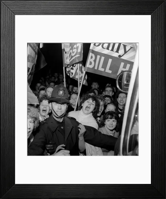 Framed Print : Bill Haley on his first visit to England which was largely sponsored by the Daily Mirror Framed Print : Bill Haley on his first visit to England which was largely sponsored by the Daily Mirror