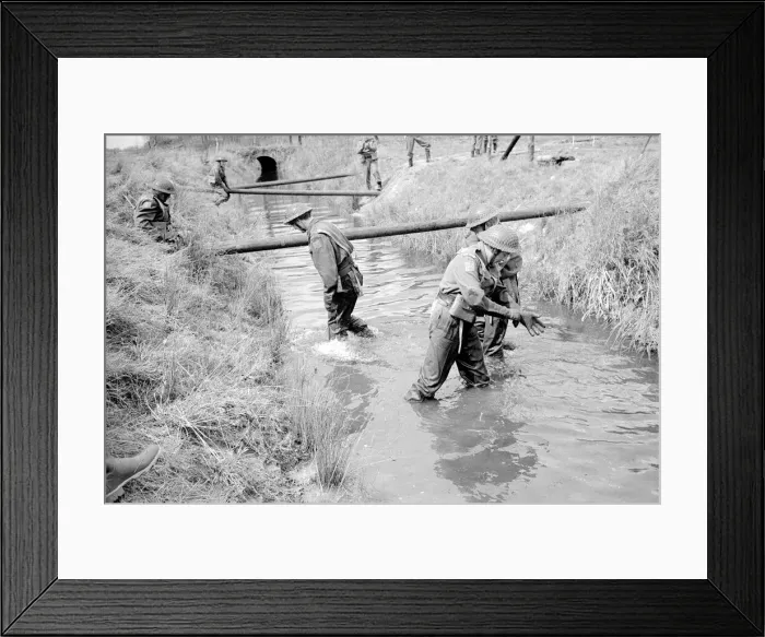 Framed Print : Dads Army Actor Clive Dunn who plays Corporal Jones Ian Lavender as pike Framed Print : Dads Army Actor Clive Dunn who plays Corporal Jones Ian Lavender as pike