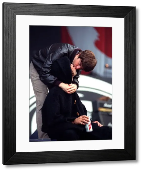 Framed Print : Oasis, music group, performing on stage, Balloch Castle Country Park Balloch, Loch Lomond Framed Print : Oasis, music group, performing on stage, Balloch Castle Country Park Balloch, Loch Lomond
