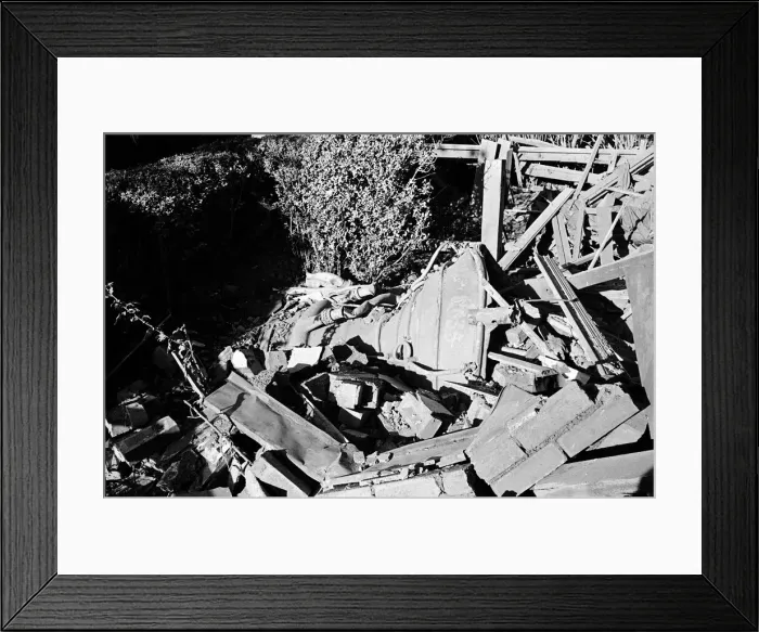 Framed Print : V2 Rocket incident at Tewkesbury Terrace, Bounds Green Road, Southgate