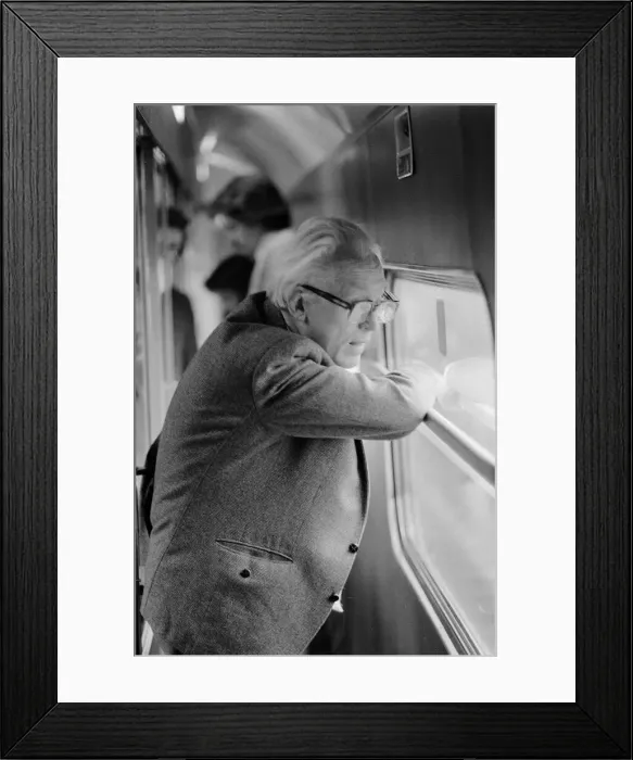 Framed Print : Labour leader Michael Foot arriving at the election tour in Lancashire Framed Print : Labour leader Michael Foot arriving at the election tour in Lancashire