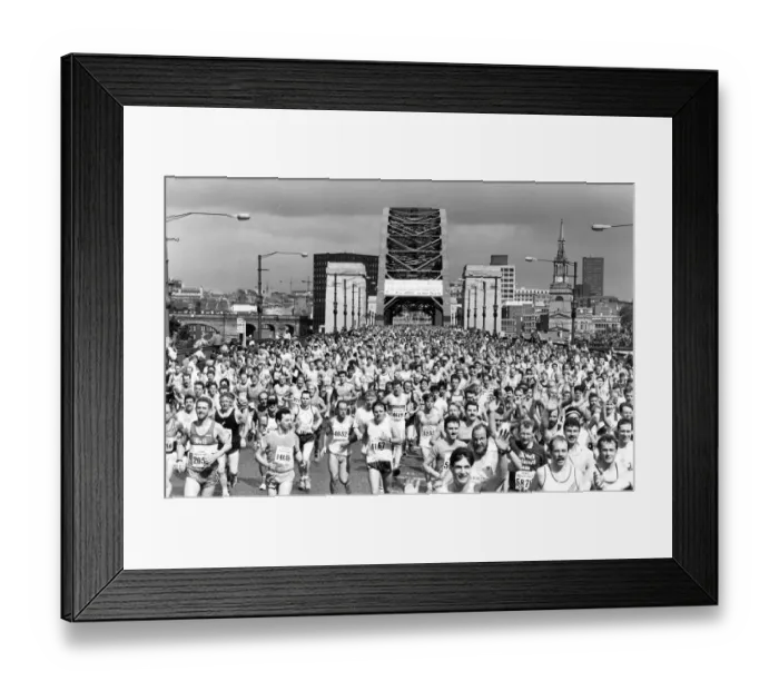 Framed Print : The Great North Run 24 July 1988 - Runners pour over the Tyne Bridge Framed Print : The Great North Run 24 July 1988 - Runners pour over the Tyne Bridge