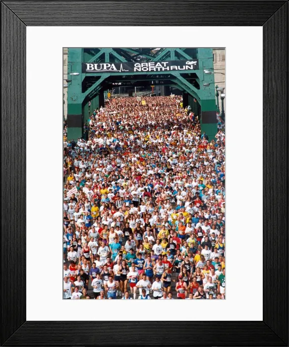 Framed Print : Great North Run, 18 September, 1994 - Competitors crossing the Tyne Bridge