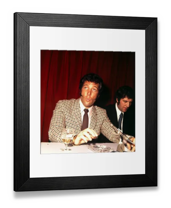 Framed Print : Tom Jones - Pop Star conference  /  Interview