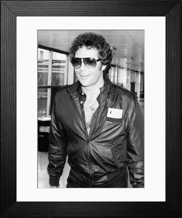 Framed Print : Tom Jones the singer on his way to Los Angeles Framed Print : Tom Jones the singer on his way to Los Angeles