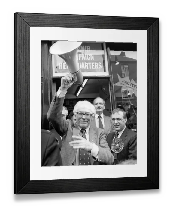 Framed Print : Michael Foot with John Haynes speaks to supporters. Labour Party leader