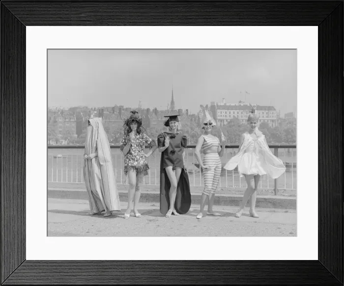 Framed Print : Reveille Models modelling the latest in beach wear fashions on the banks of the River Framed Print : Reveille Models modelling the latest in beach wear fashions on the banks of the River