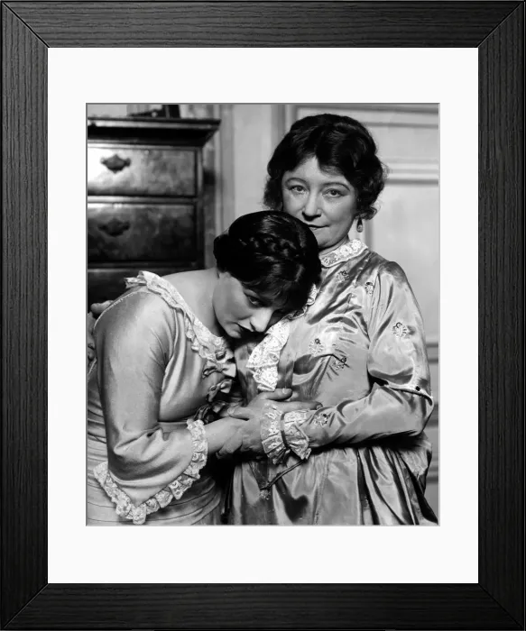 Framed Print : Scene from the play Mary Rose. 19 May 1929 Framed Print : Scene from the play Mary Rose. 19 May 1929