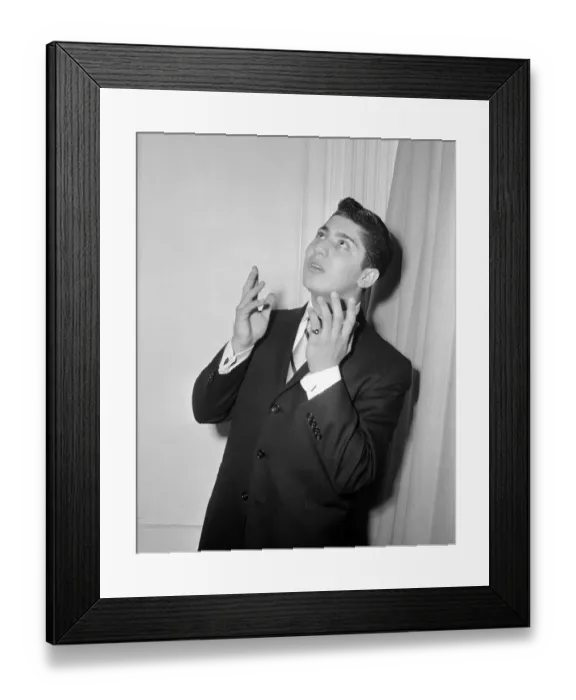 Framed Print : Sixteen year old Canadian singer songwriter Paul Anka pictured on his arrival in Britain Framed Print : Sixteen year old Canadian singer songwriter Paul Anka pictured on his arrival in Britain