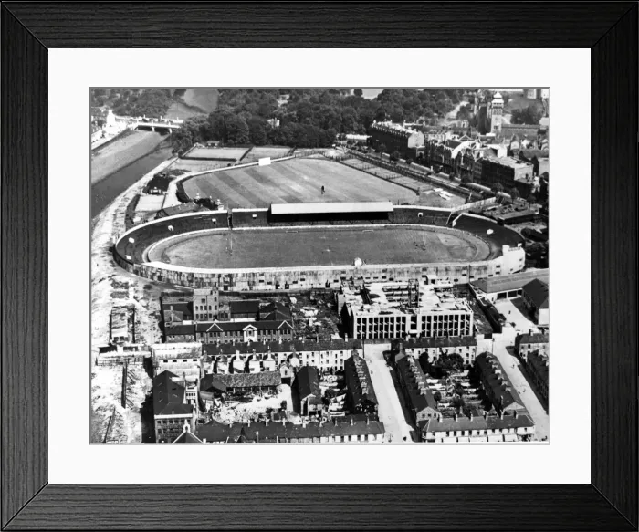 Framed Print : Western Mail and South Wales Echo Ltd - Old - Aerial shot of the area later demolished Framed Print : Western Mail and South Wales Echo Ltd - Old - Aerial shot of the area later demolished
