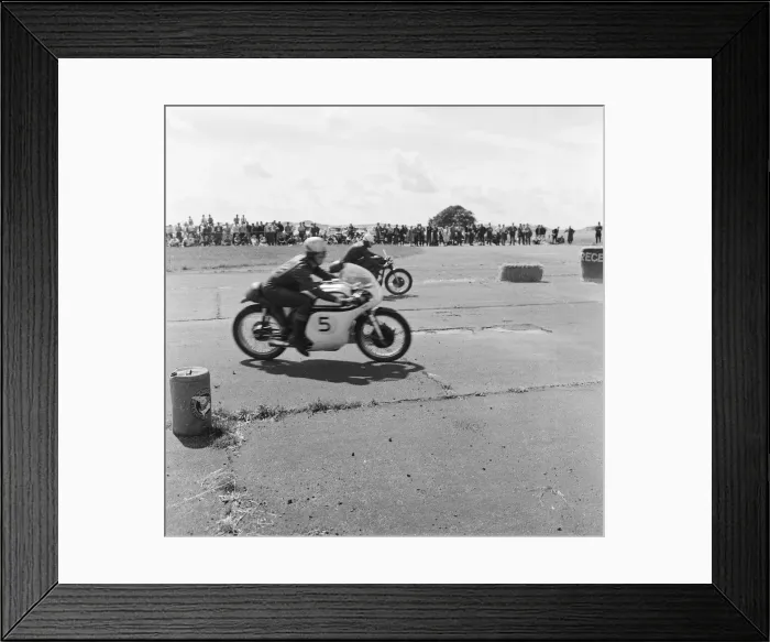 Framed Print : Action from the Daily Herald Motor Cycle Racing Championship at Thruxton Framed Print : Action from the Daily Herald Motor Cycle Racing Championship at Thruxton