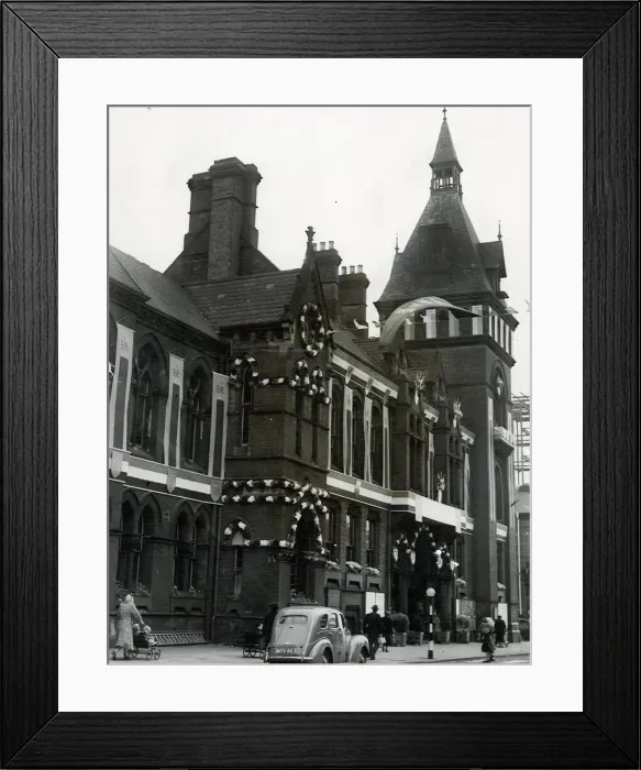 Framed Print : West Bromwich Council House, June 1953 Framed Print : West Bromwich Council House, June 1953