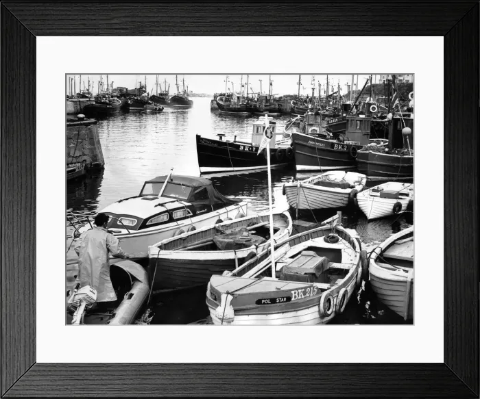 Framed Print : The crowded harbour at the coastal village of Seahouses Framed Print : The crowded harbour at the coastal village of Seahouses