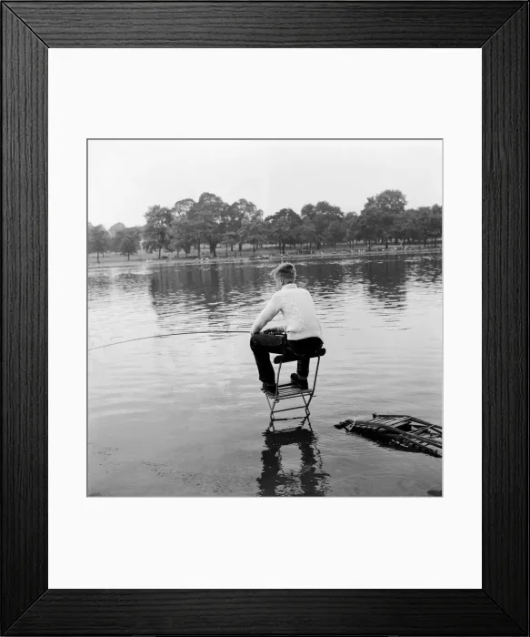 Framed Print : Fishing on the Serpentine in Londons Hyde Park. 8th August 1957 Framed Print : Fishing on the Serpentine in Londons Hyde Park. 8th August 1957