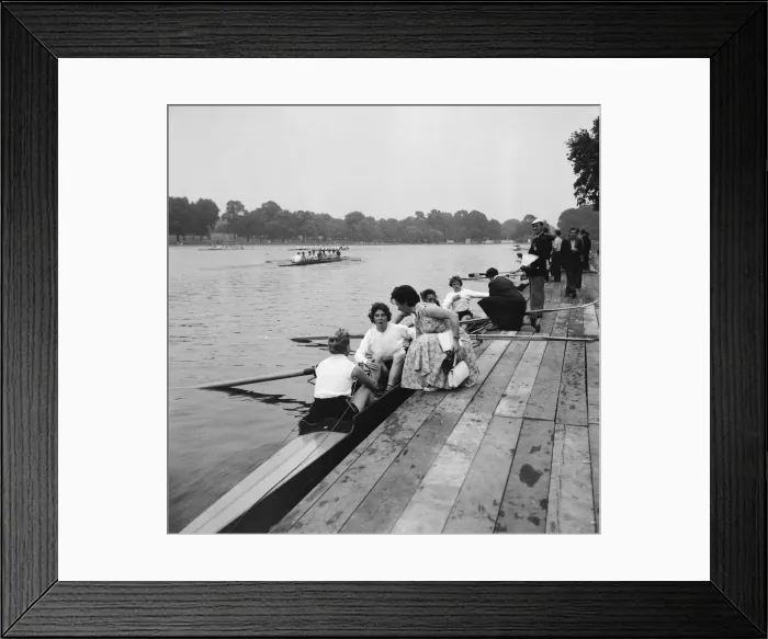 Framed Print : Seventh Open Sprint Championship Regatta at the Serpentine, Hyde Park, London