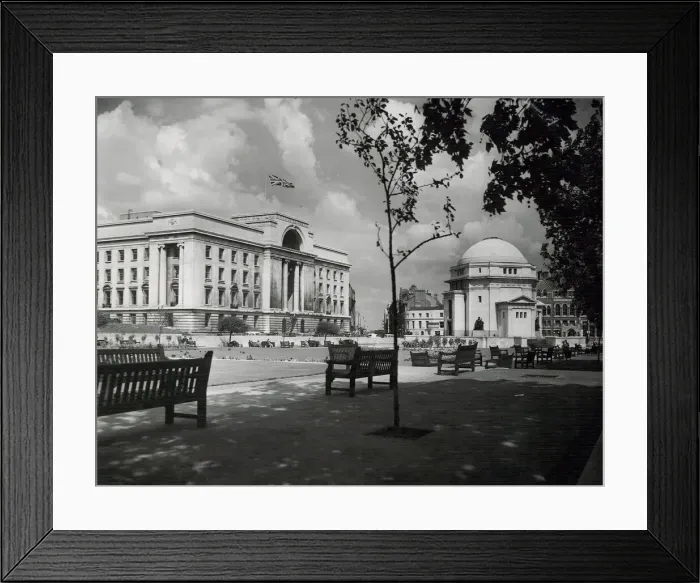 Framed Print : Union Jack flying over Baskerville House, overlooking the Hall of Memory in Birmingham