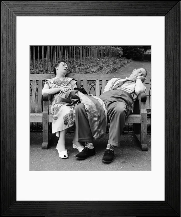 Framed Print : Old couple dozing in the sun at Serpentine Lido, Hyde Park. 16th June 1958 Framed Print : Old couple dozing in the sun at Serpentine Lido, Hyde Park. 16th June 1958