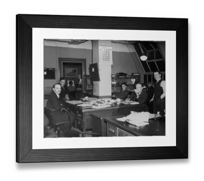 Framed Print : Roy Suffern (left) and Fraser Anderson on the Daily Mirror news desk at Geraldine House Framed Print : Roy Suffern (left) and Fraser Anderson on the Daily Mirror news desk at Geraldine House