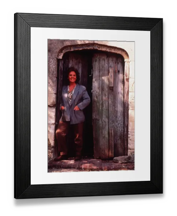Framed Print : British actress Pauline Collins dbase MSI A©Mirrorpix