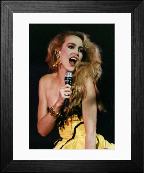Framed Print : Jerry Hall actress and model singing during The Wall pop concert in Berlin Dbase Framed Print : Jerry Hall actress and model singing during The Wall pop concert in Berlin Dbase