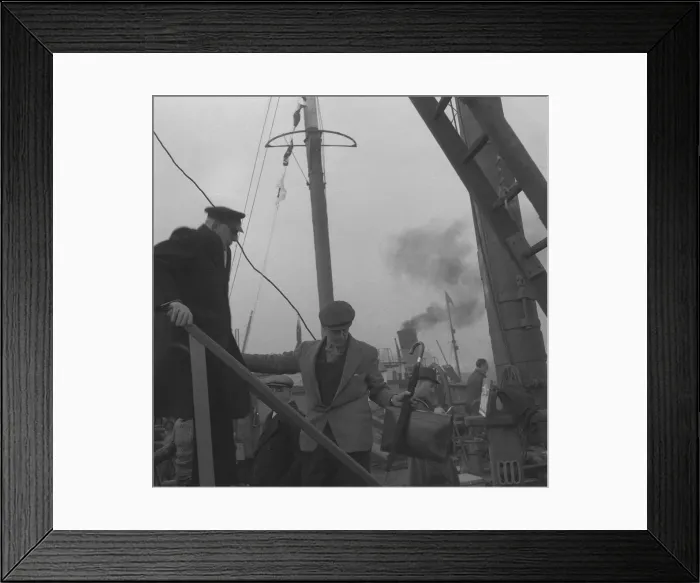 Framed Print : The last voyage of the Cutty Sark December 1954. The Captain Framed Print : The last voyage of the Cutty Sark December 1954. The Captain