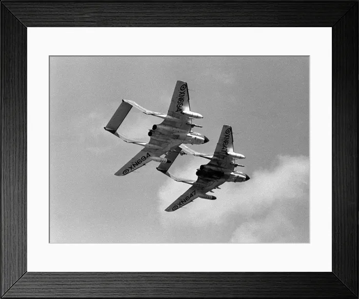 Framed Print : Aircraft DeHavilland Sea Vixen Sept 1962 - DH Sea Vixen practising for SBAC Farnborough