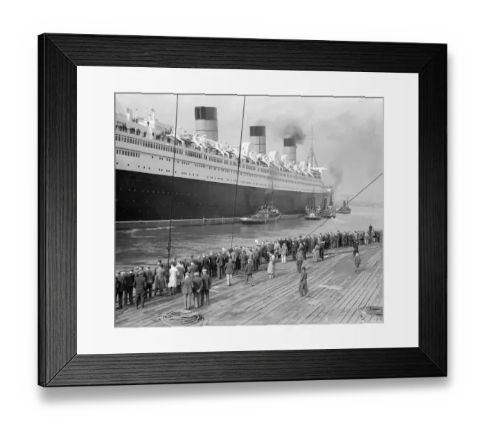 Framed Print : Ship Queen Mary May 1936 - RMS Queen Mary arrives in Southampton prior to her maiden