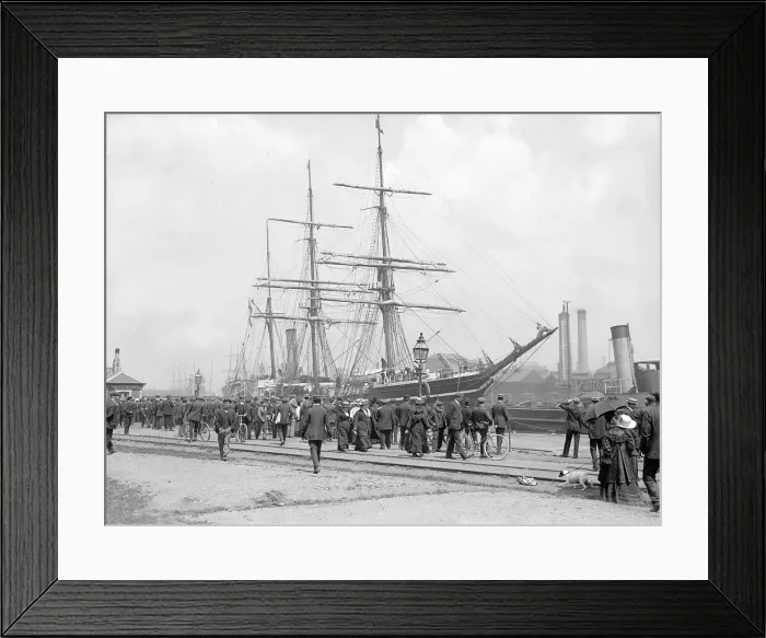 Framed Print : Captain Robert Scott Antarctica Expedition - Preparing the Terra Nova at Cardiff Framed Print : Captain Robert Scott Antarctica Expedition - Preparing the Terra Nova at Cardiff