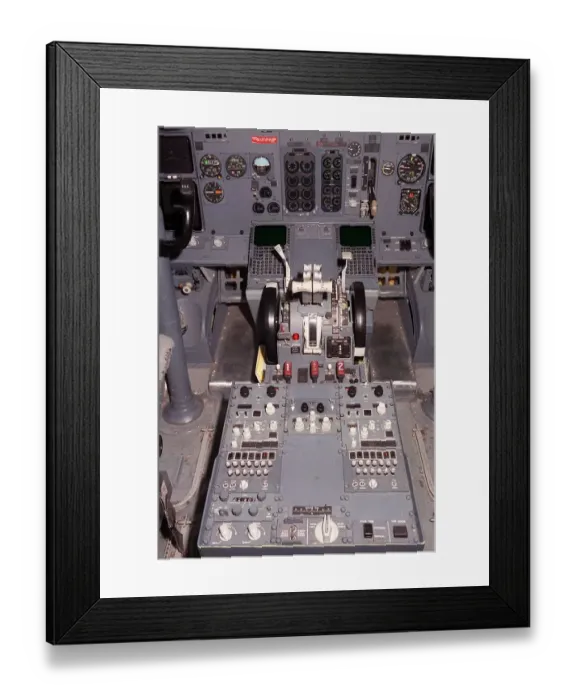 Framed Print : Aircraft Boeing 737-400 cockpit January 1989