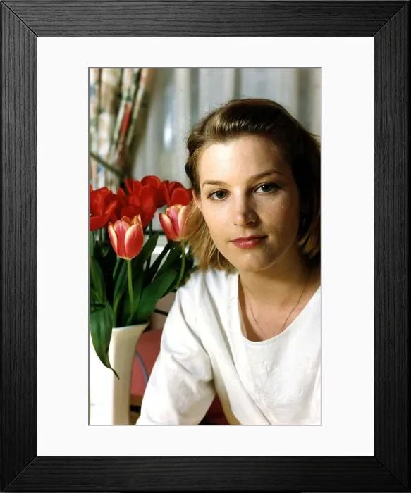 Framed Print : Bridget Fonda actress Dbase A©Mirrorpix