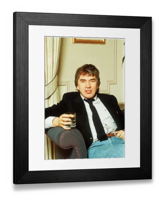 Framed Print : Dudley Moore Actor Dbase MSI A©Mirrorpix Framed Print : Dudley Moore Actor Dbase MSI A©Mirrorpix