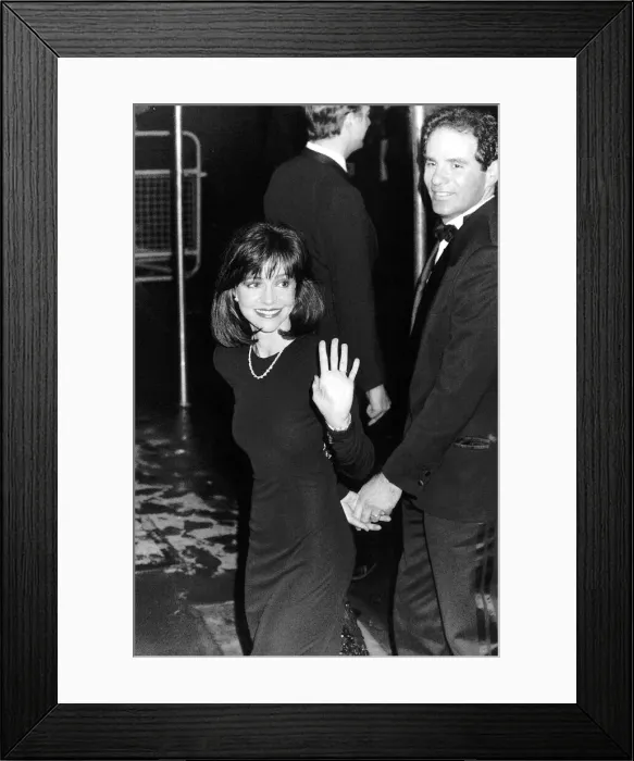 Framed Print : Sally Field Actress Arrives for the premier of Steel Magnolias Dbase A©Mirrorpix