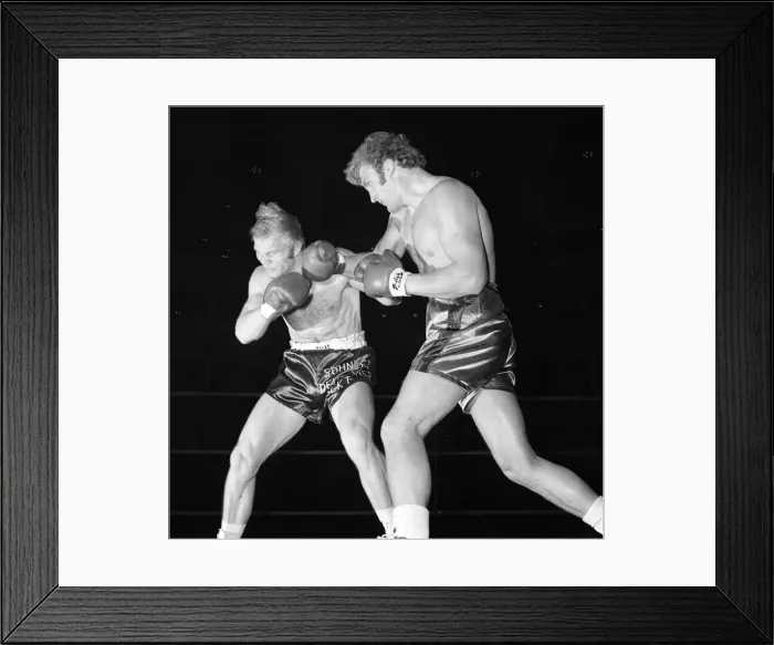 Framed Print : Joe Bugner Heavyweight Boxer October 1972 fighting Jurgen Blin at Royal Albert Hall
